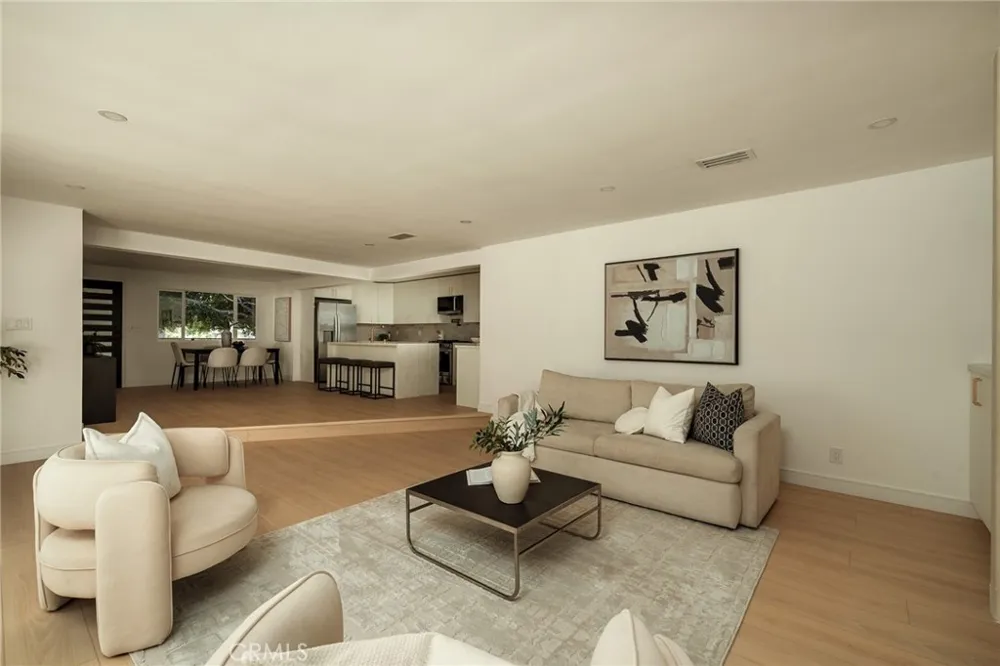 7842 Clearfield Avenue Panorama City, CA 91402