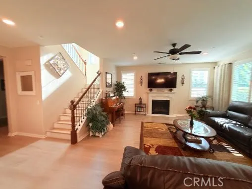 6216 Winona Chino, CA 91710