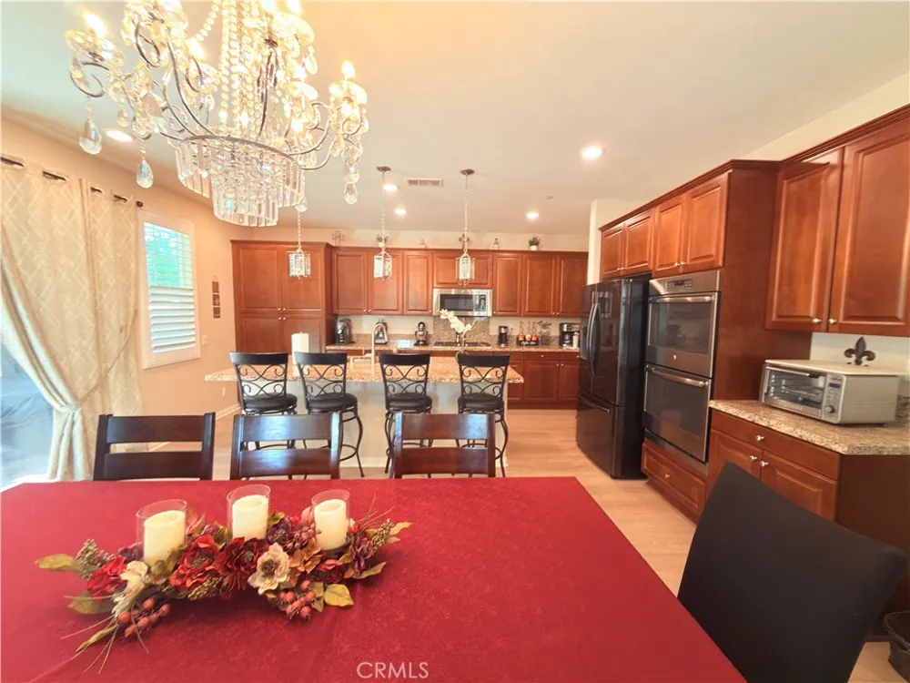 6216 Winona Chino, CA 91710