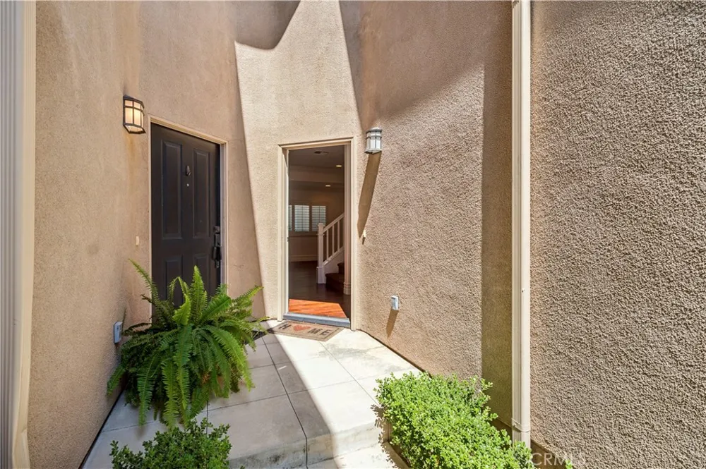 20402 Santa Ana #13 Newport Beach, CA 92660