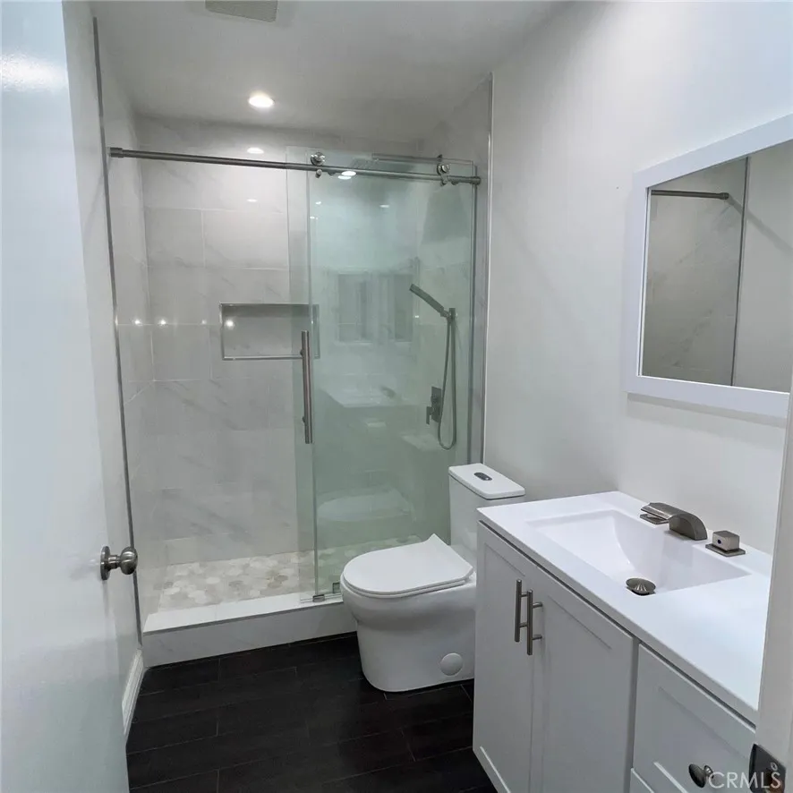 14333 Tyler #55 Sylmar, CA 91342