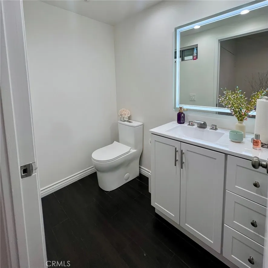14333 Tyler #55 Sylmar, CA 91342