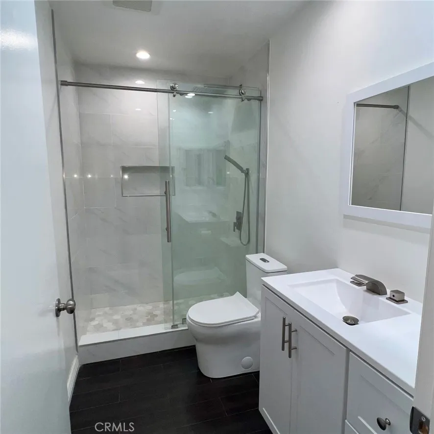 14333 Tyler #55 Sylmar, CA 91342