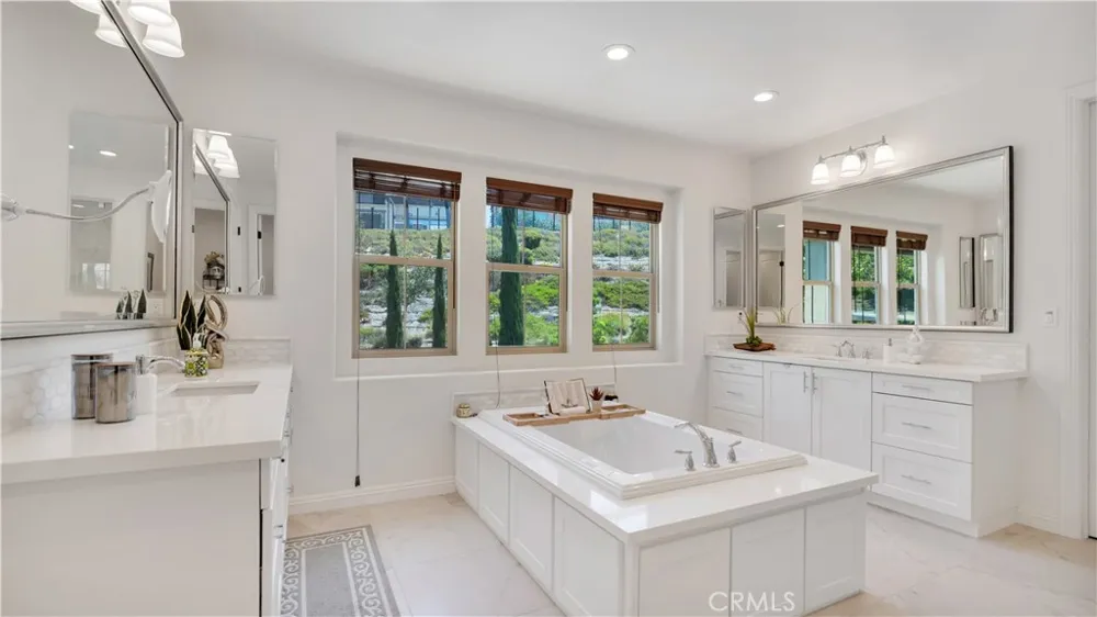 11 Cielo Arroyo Mission Viejo, CA 92692
