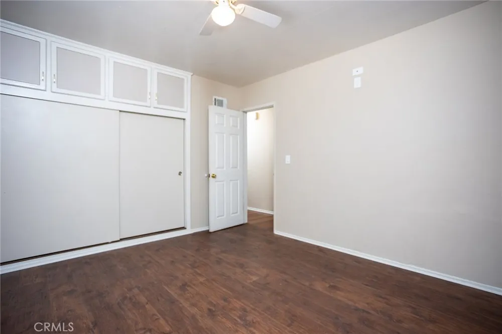 16563 Barbee Fontana, CA 92336