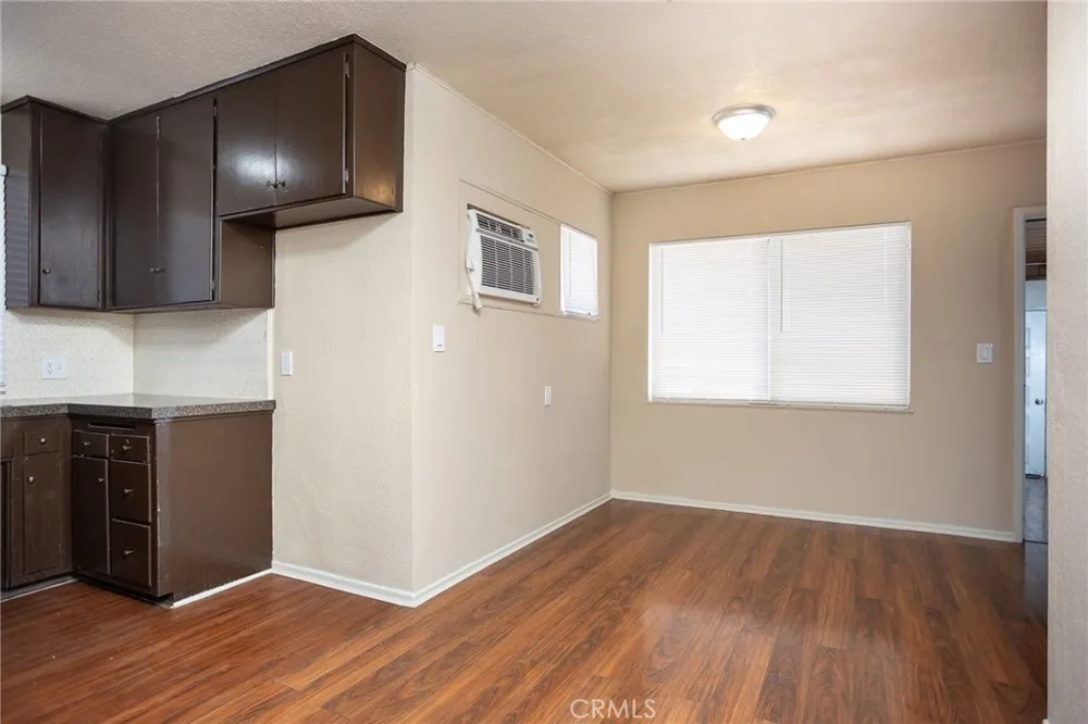 16563 Barbee Fontana, CA 92336
