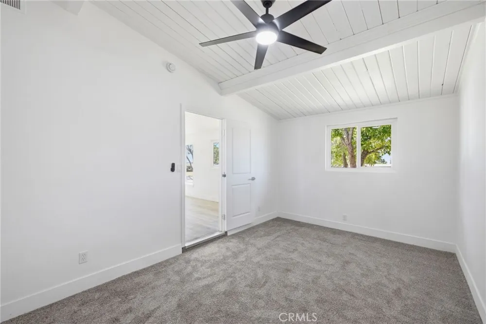2805 Haley Street Bakersfield, CA 93305