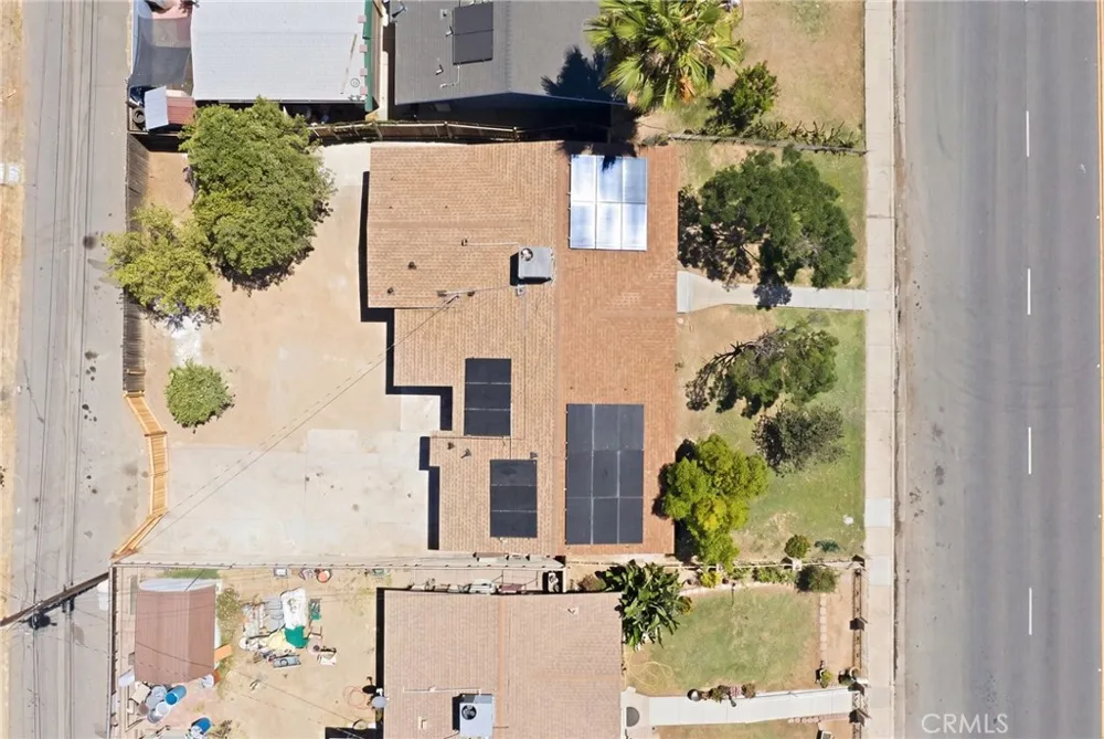 2805 Haley Street Bakersfield, CA 93305