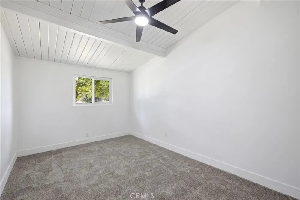 2805 Haley Street Bakersfield, CA 93305