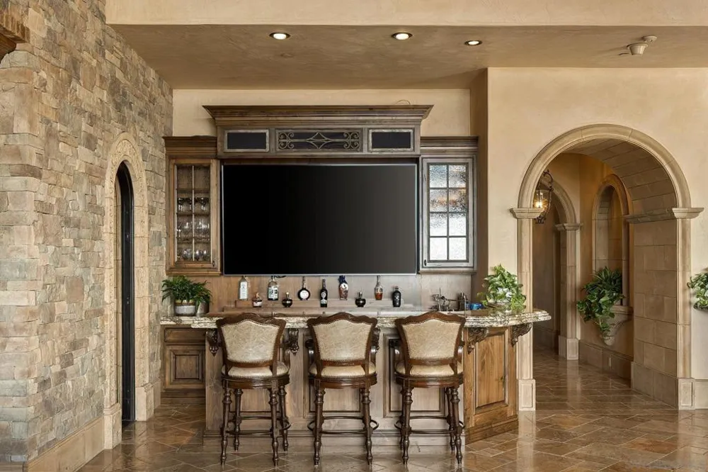8619 Via Rancho Cielo Rancho Santa Fe, CA 92067