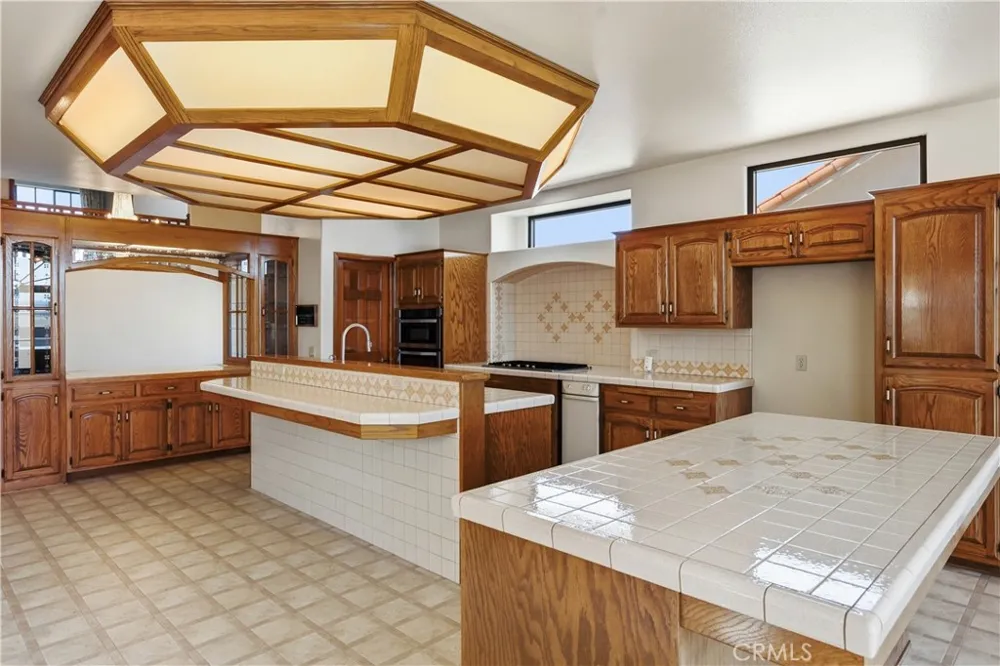 1338 Estes Santa Maria, CA 93454