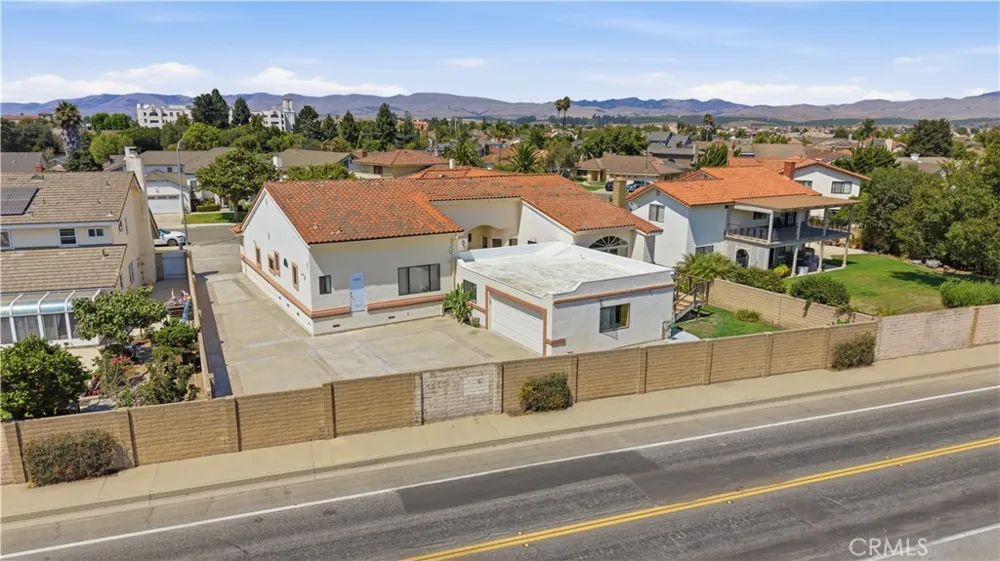 1338 Estes Santa Maria, CA 93454