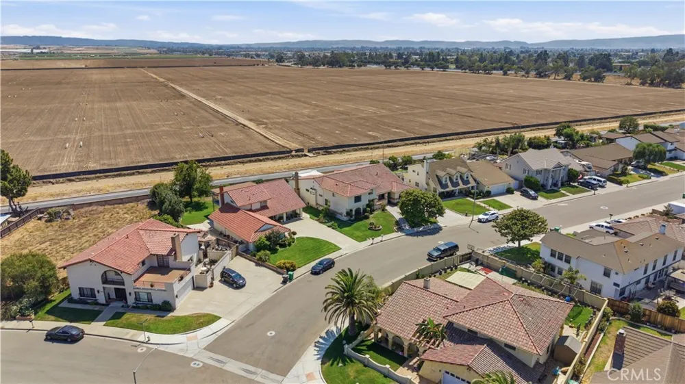 1338 Estes Santa Maria, CA 93454