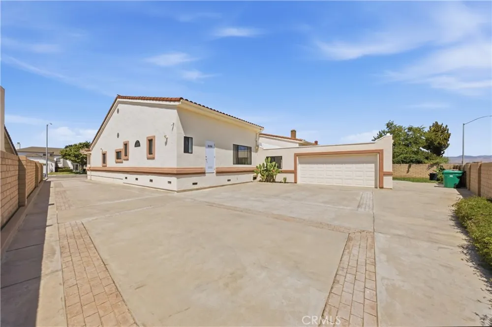 1338 Estes Santa Maria, CA 93454