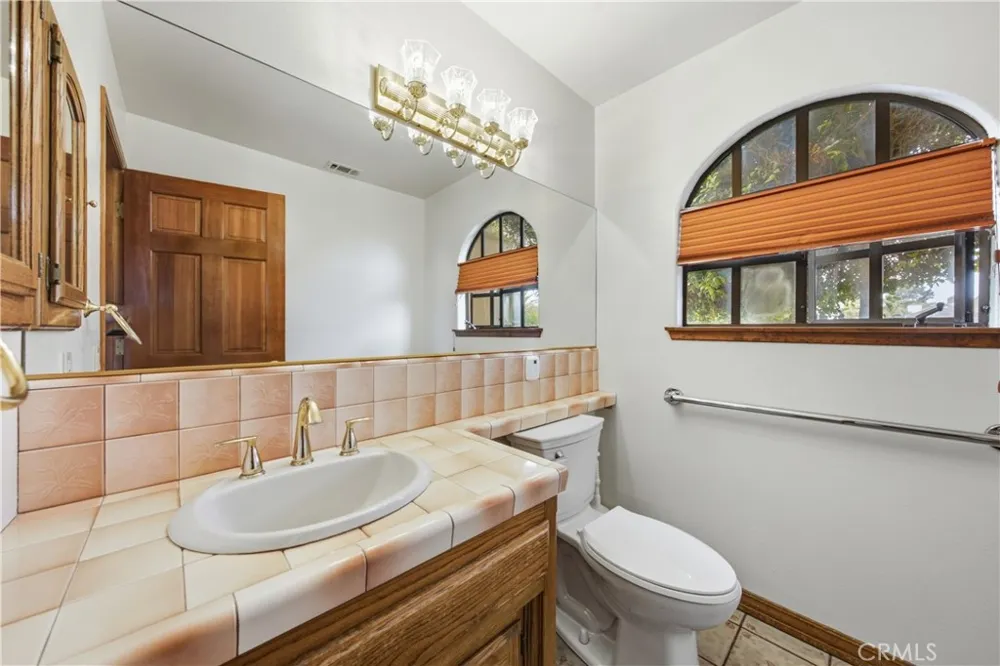 1338 Estes Santa Maria, CA 93454