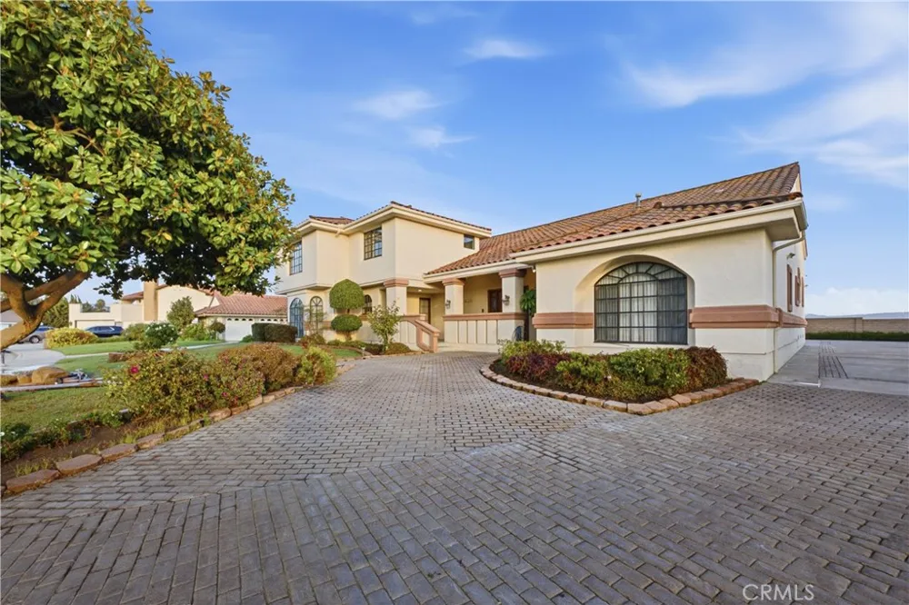 1338 Estes Santa Maria, CA 93454