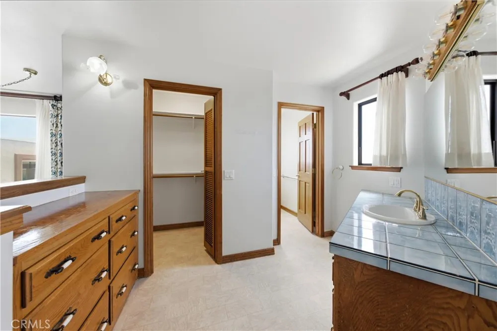 1338 Estes Santa Maria, CA 93454
