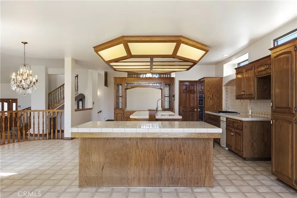 1338 Estes Santa Maria, CA 93454