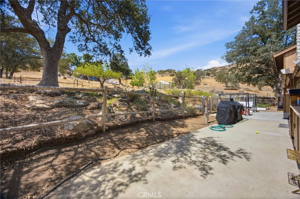 26001 Bear Valley Tehachapi, CA 93561
