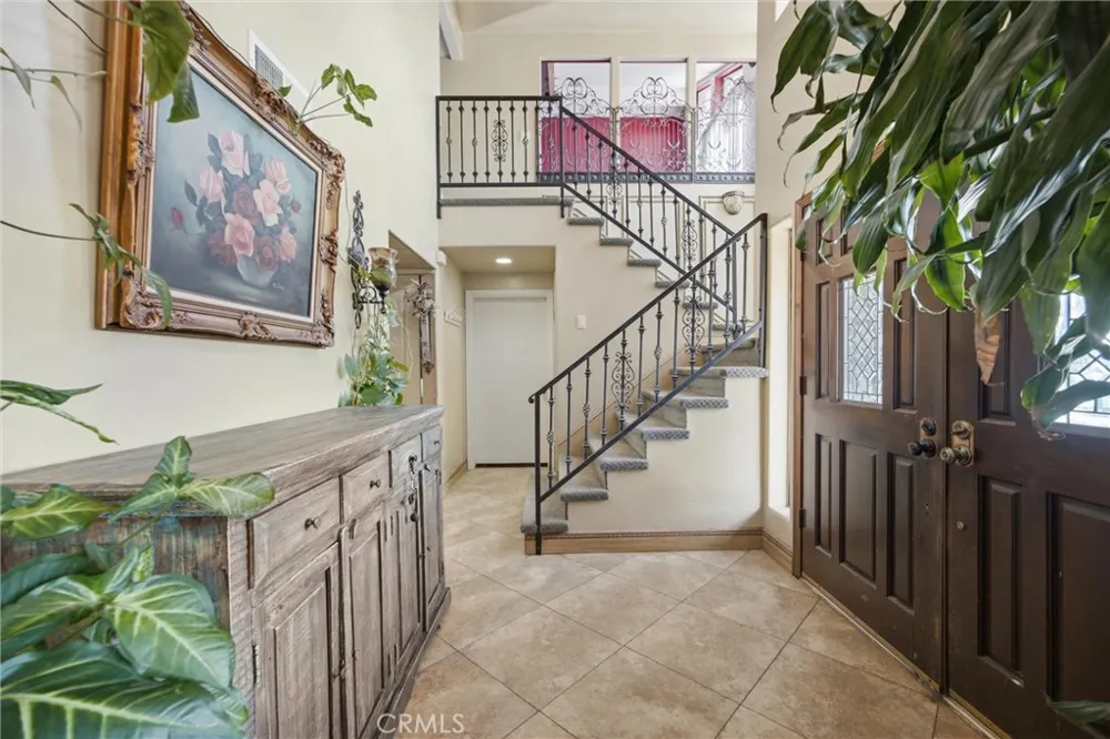 26001 Bear Valley Tehachapi, CA 93561