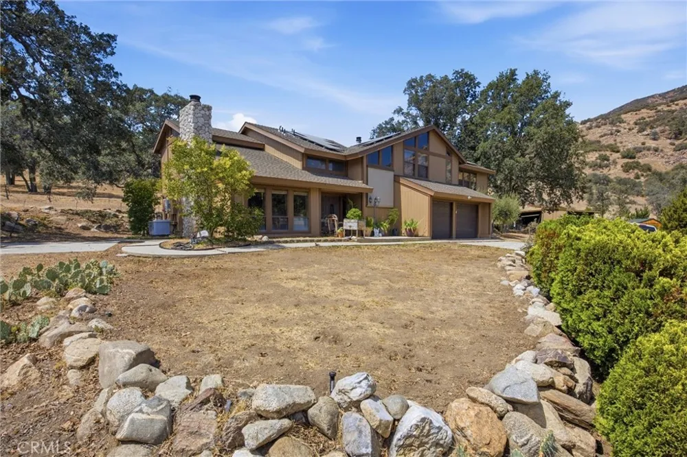 26001 Bear Valley Tehachapi, CA 93561