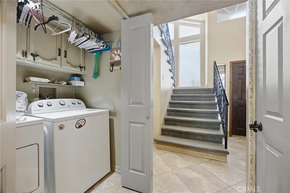 26001 Bear Valley Tehachapi, CA 93561