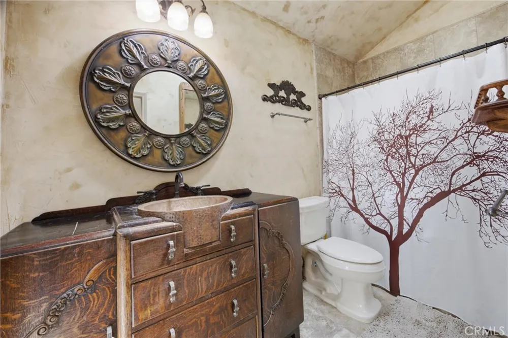 26001 Bear Valley Tehachapi, CA 93561