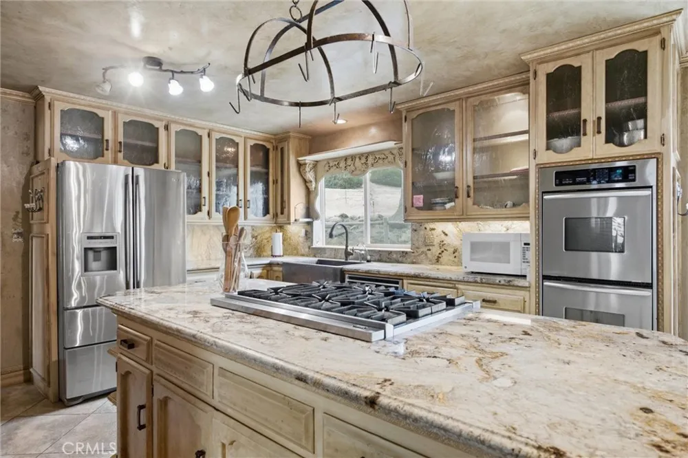 26001 Bear Valley Tehachapi, CA 93561