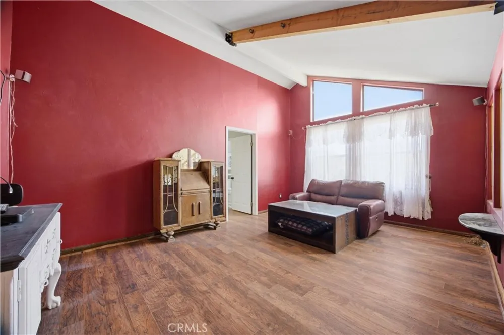 26001 Bear Valley Tehachapi, CA 93561