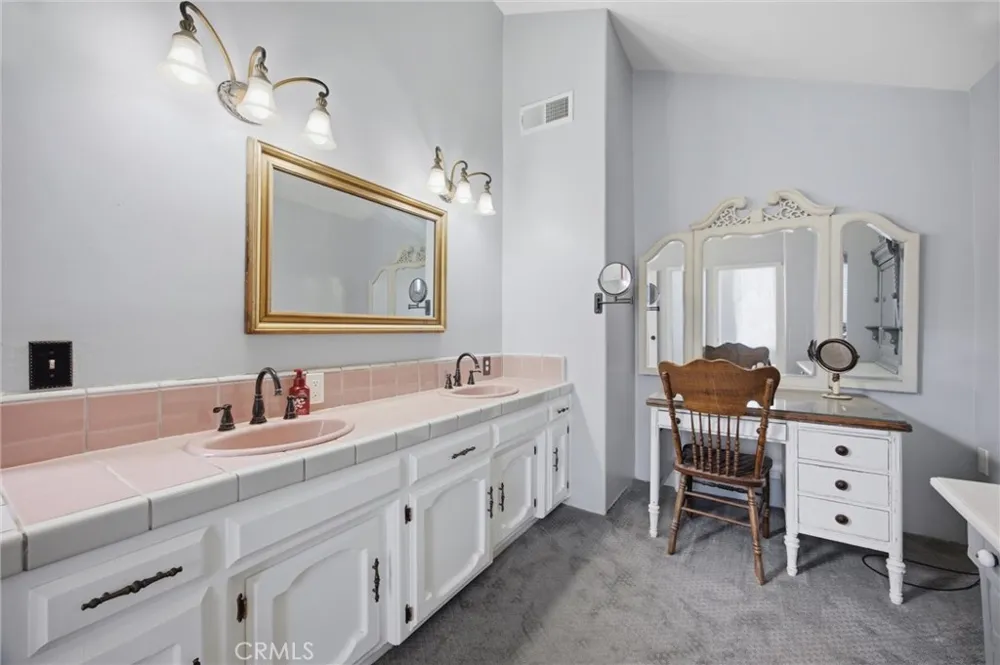 26001 Bear Valley Tehachapi, CA 93561