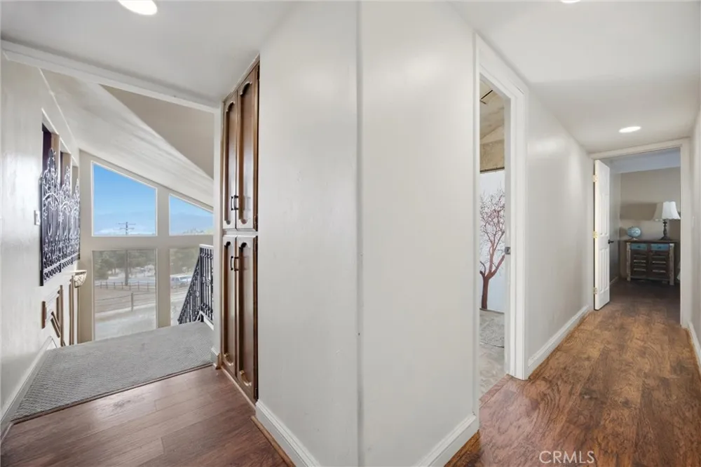 26001 Bear Valley Tehachapi, CA 93561