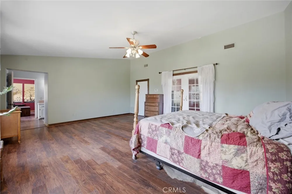 26001 Bear Valley Tehachapi, CA 93561
