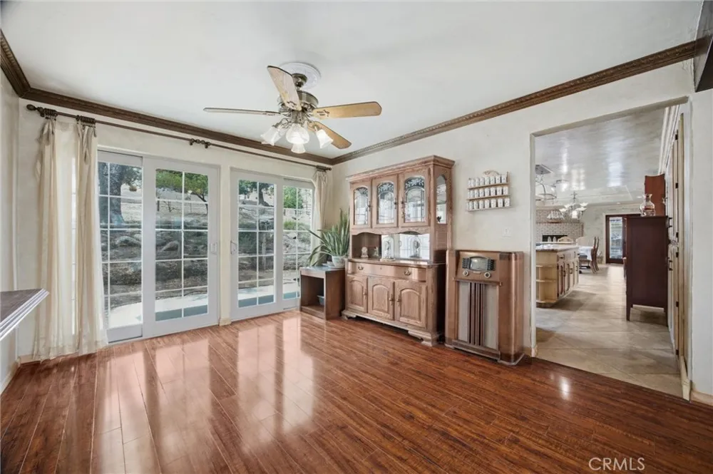 26001 Bear Valley Tehachapi, CA 93561