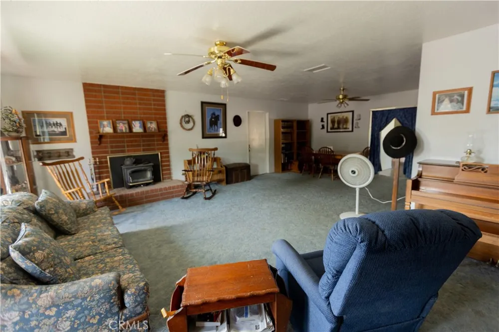 14078 Choco Apple Valley, CA 92307