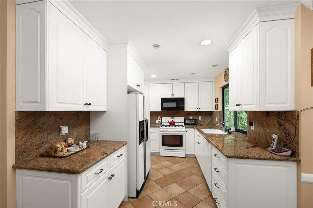 2036 Pepperwood Duarte, CA 91010