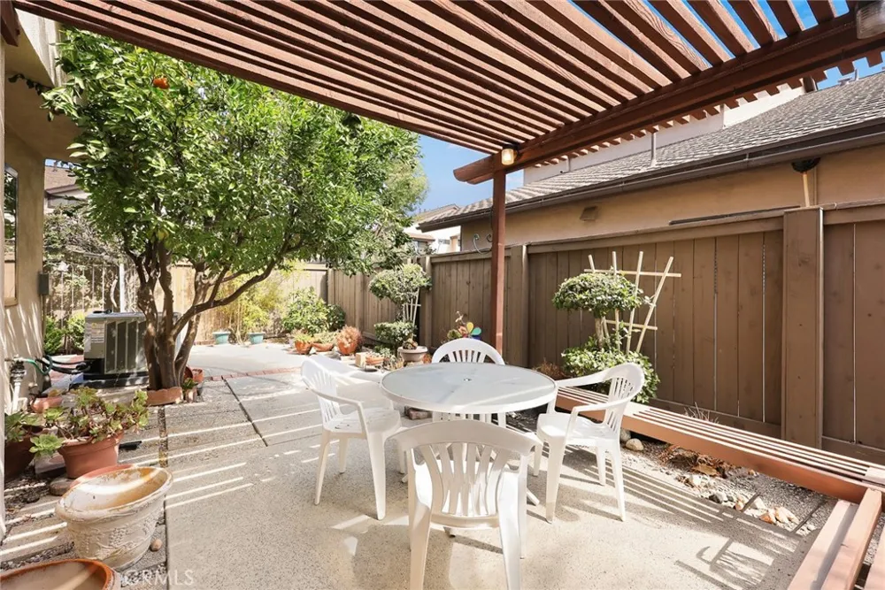 2036 Pepperwood Duarte, CA 91010