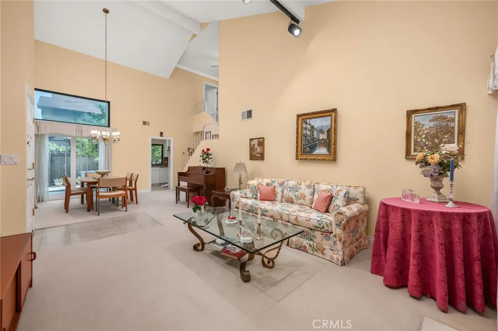 2036 Pepperwood Duarte, CA 91010