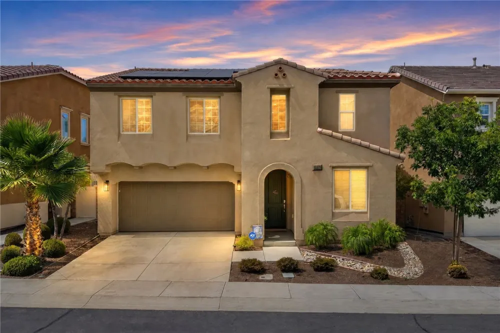 24150 Lavender Lake Elsinore, CA 92532
