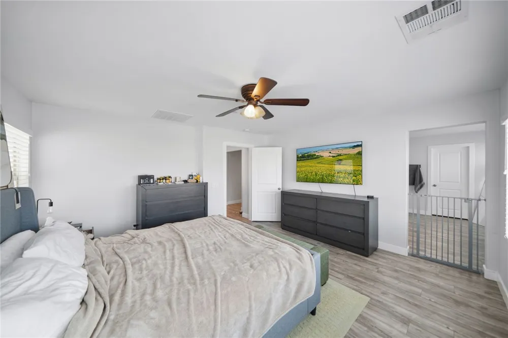 24150 Lavender Lake Elsinore, CA 92532