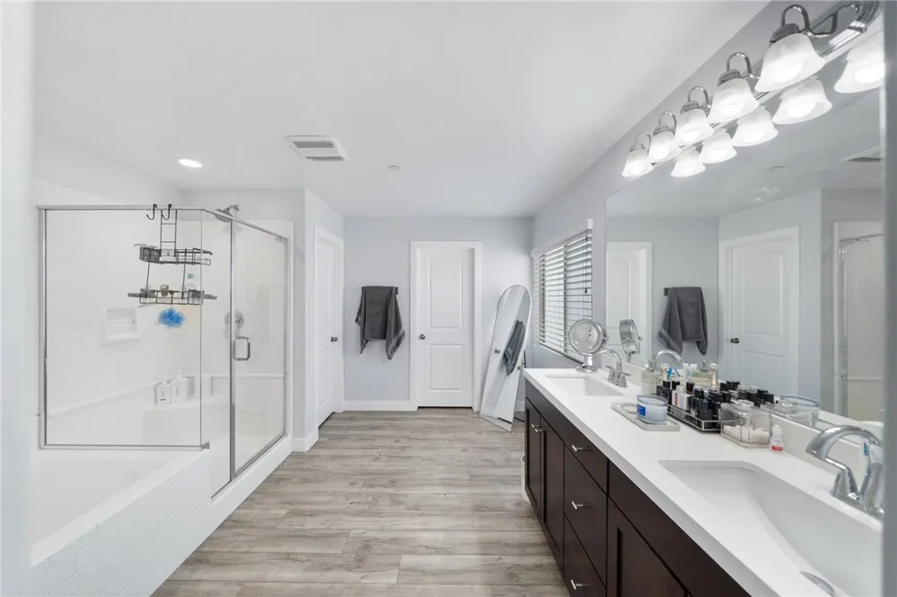 24150 Lavender Lake Elsinore, CA 92532