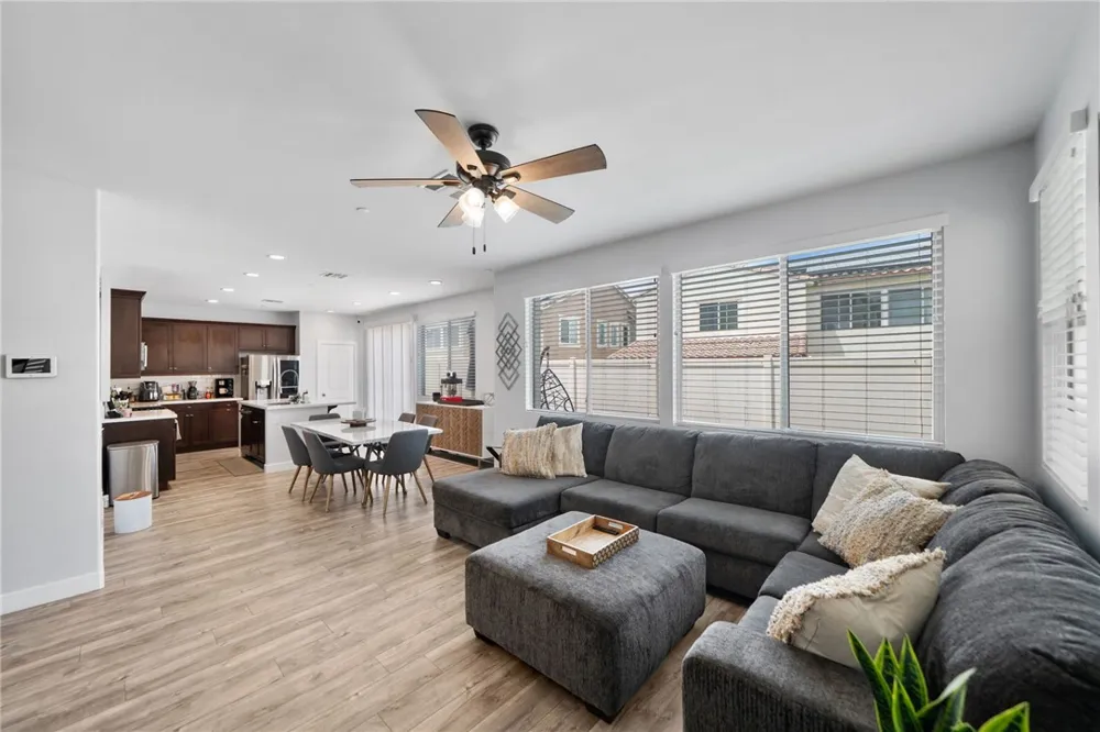 24150 Lavender Lake Elsinore, CA 92532