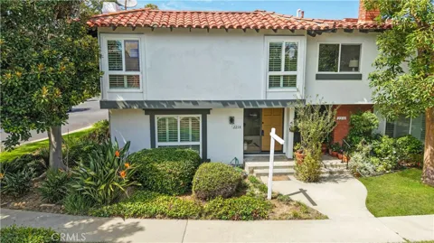 2214 Vista Hogar