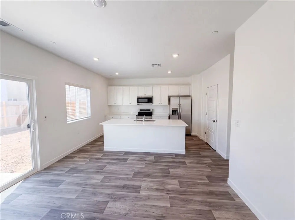 4496 Bellaire Clovis, CA 93619