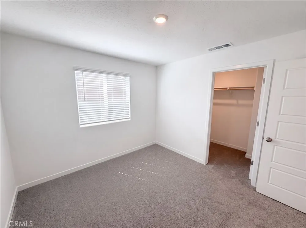 4496 Bellaire Clovis, CA 93619
