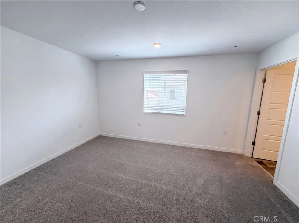 4496 Bellaire Clovis, CA 93619