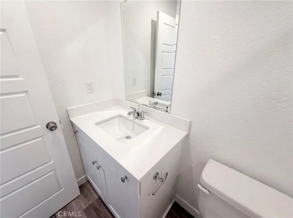 4496 Bellaire Clovis, CA 93619