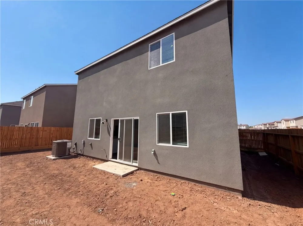 4496 Bellaire Clovis, CA 93619
