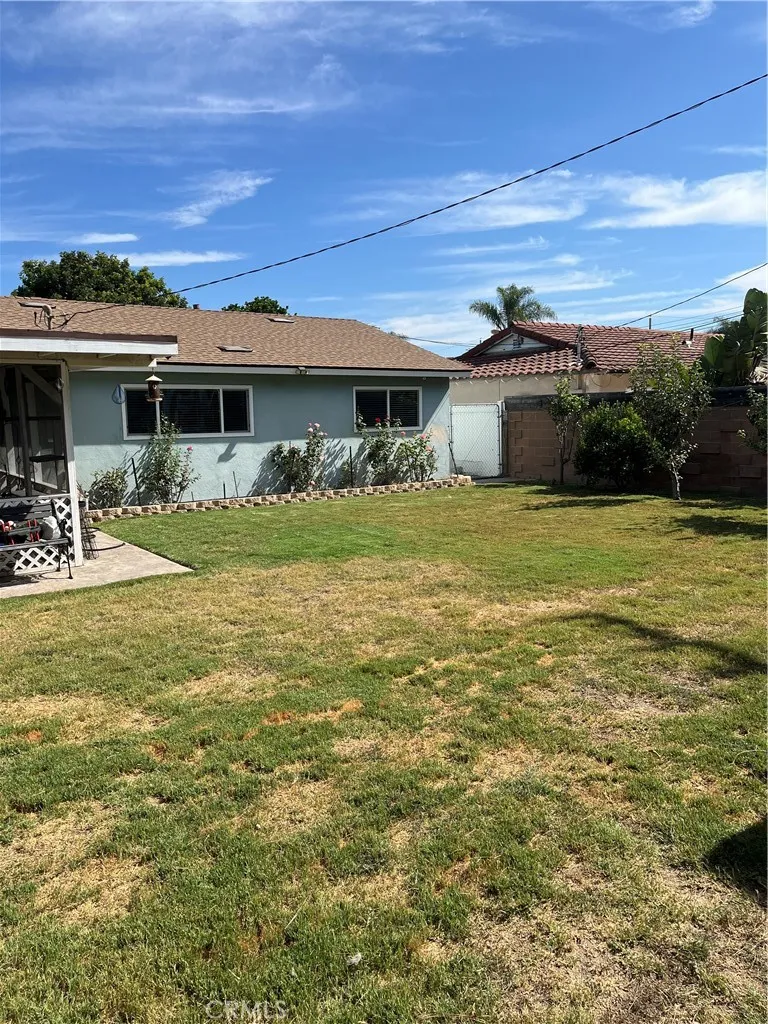 62 E Calle La Sombra Camarillo, CA 93010