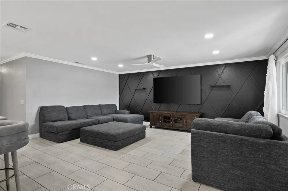 9954 Albany Rancho Cucamonga, CA 91701