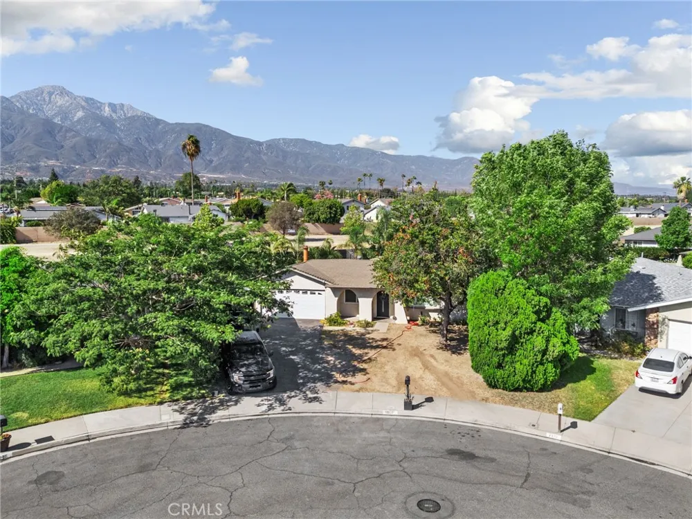 9954 Albany Rancho Cucamonga, CA 91701